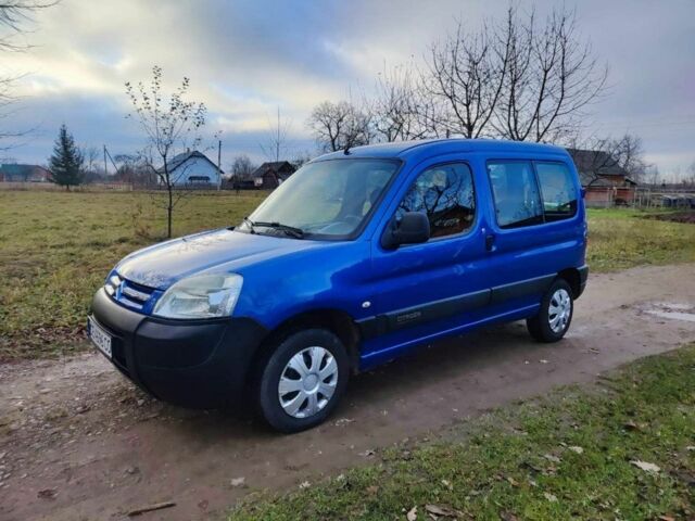 Синий Ситроен Берлинго, объемом двигателя 1.6 л и пробегом 275 тыс. км за 4200 $, фото 2 на Automoto.ua