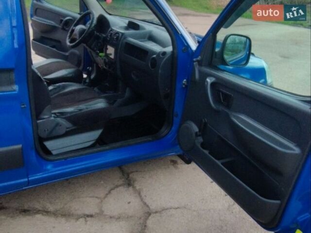 Синий Ситроен Берлинго, объемом двигателя 1.9 л и пробегом 488 тыс. км за 3355 $, фото 6 на Automoto.ua