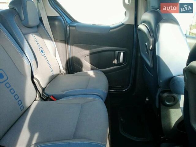 Синій Сітроен Берлінго, об'ємом двигуна 1.6 л та пробігом 285 тис. км за 5300 $, фото 57 на Automoto.ua