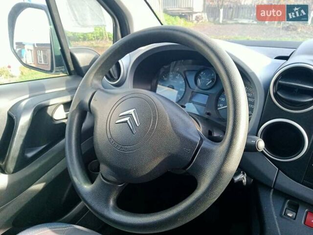 Синій Сітроен Берлінго, об'ємом двигуна 1.6 л та пробігом 285 тис. км за 5300 $, фото 53 на Automoto.ua