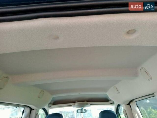 Синій Сітроен Берлінго, об'ємом двигуна 1.6 л та пробігом 285 тис. км за 5300 $, фото 31 на Automoto.ua