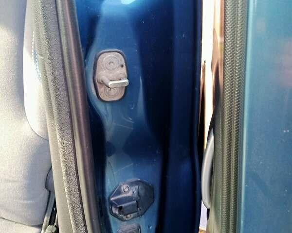 Синій Сітроен Берлінго, об'ємом двигуна 1.6 л та пробігом 285 тис. км за 5300 $, фото 18 на Automoto.ua