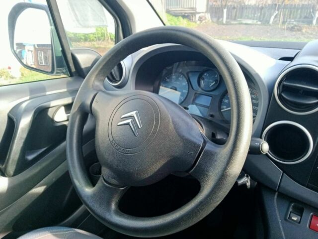 Синий Ситроен Берлинго, объемом двигателя 1.6 л и пробегом 285 тыс. км за 5200 $, фото 6 на Automoto.ua