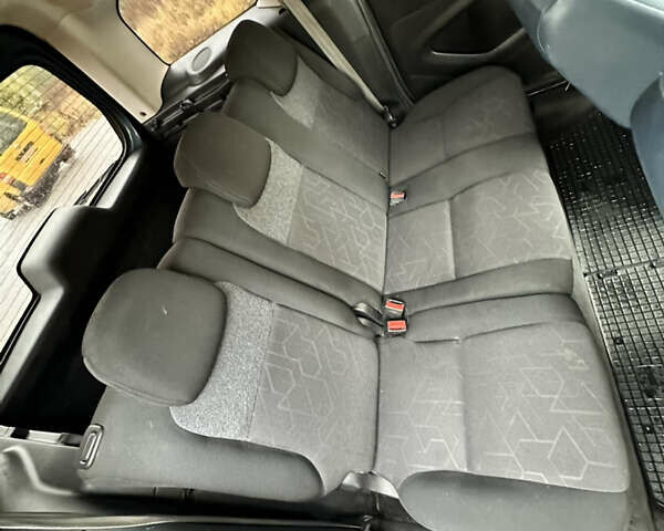 Ситроен Берлинго 2008 в Сумах на Automoto.ua Синий Ситроен Берлинго, объемом двигателя 1.6 л и пробегом 365 тыс. км за 6200 $, фото 8 на Automoto.ua