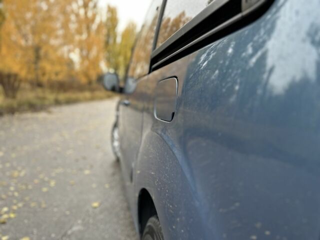 Синий Ситроен Берлинго, объемом двигателя 1.6 л и пробегом 365 тыс. км за 6200 $, фото 4 на Automoto.ua