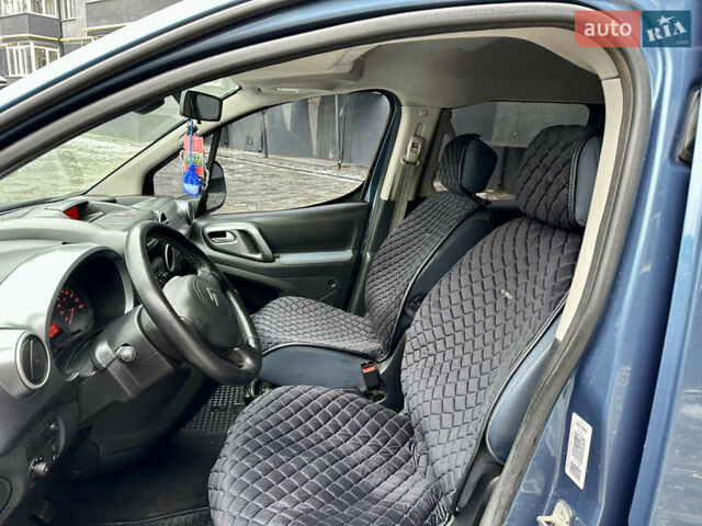 Синий Ситроен Берлинго, объемом двигателя 1.6 л и пробегом 207 тыс. км за 5950 $, фото 1 на Automoto.ua