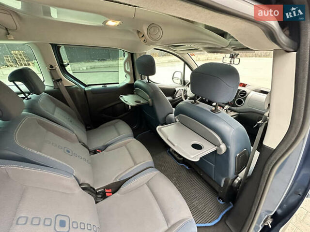 Синий Ситроен Берлинго, объемом двигателя 1.56 л и пробегом 296 тыс. км за 7200 $, фото 34 на Automoto.ua