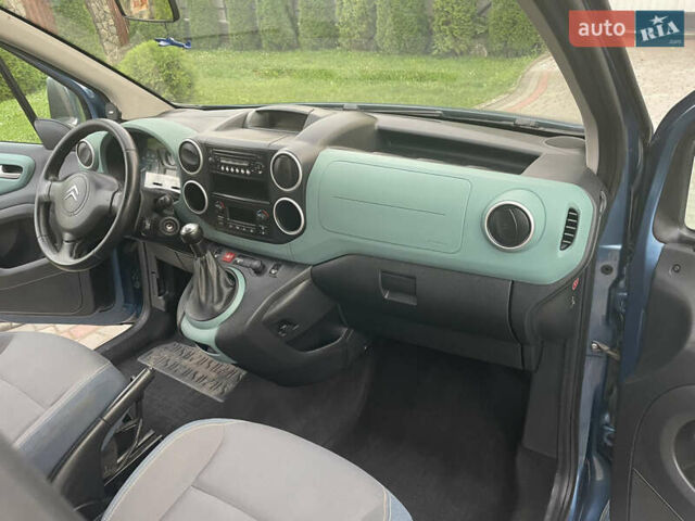 Синій Сітроен Берлінго, об'ємом двигуна 1.6 л та пробігом 240 тис. км за 6950 $, фото 20 на Automoto.ua