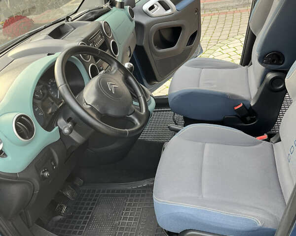 Синій Сітроен Берлінго, об'ємом двигуна 1.6 л та пробігом 240 тис. км за 6950 $, фото 15 на Automoto.ua