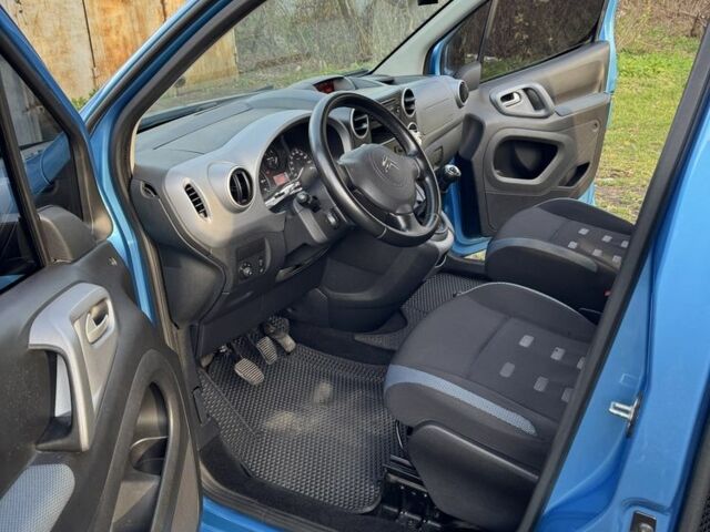 Синий Ситроен Берлинго, объемом двигателя 1.6 л и пробегом 254 тыс. км за 8800 $, фото 12 на Automoto.ua