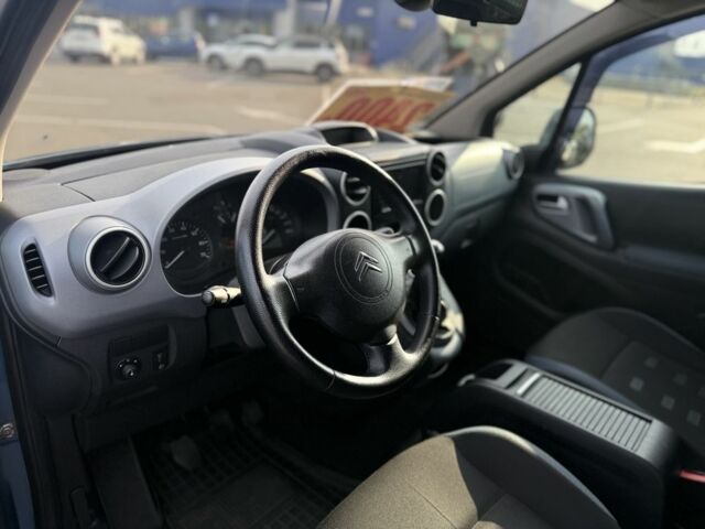 Синий Ситроен Берлинго, объемом двигателя 1.6 л и пробегом 230 тыс. км за 7900 $, фото 8 на Automoto.ua