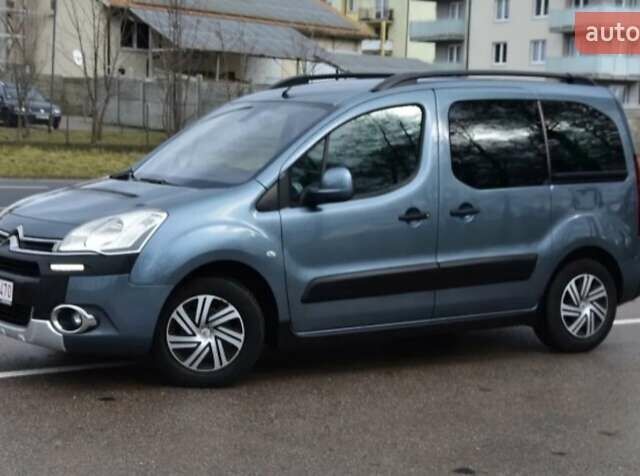 Синий Ситроен Берлинго, объемом двигателя 1.6 л и пробегом 206 тыс. км за 5800 $, фото 2 на Automoto.ua