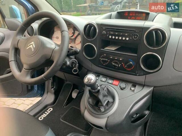 Синий Ситроен Берлинго, объемом двигателя 1.6 л и пробегом 162 тыс. км за 8800 $, фото 35 на Automoto.ua