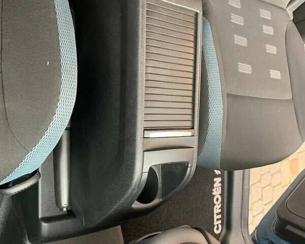 Синий Ситроен Берлинго, объемом двигателя 1.6 л и пробегом 162 тыс. км за 8800 $, фото 36 на Automoto.ua