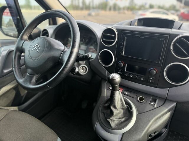 Синий Ситроен Берлинго, объемом двигателя 1.6 л и пробегом 230 тыс. км за 7900 $, фото 14 на Automoto.ua