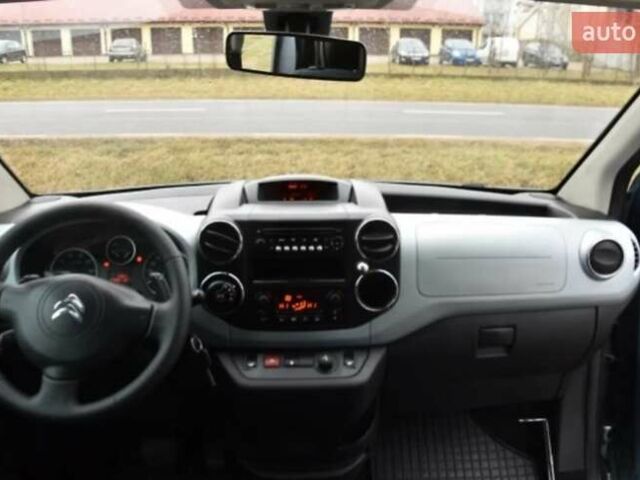 Синий Ситроен Берлинго, объемом двигателя 1.6 л и пробегом 206 тыс. км за 5800 $, фото 13 на Automoto.ua