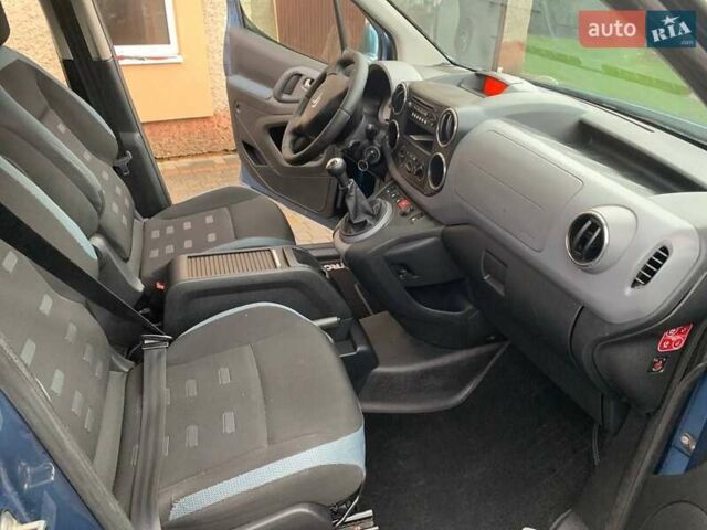 Синий Ситроен Берлинго, объемом двигателя 1.6 л и пробегом 162 тыс. км за 8800 $, фото 30 на Automoto.ua