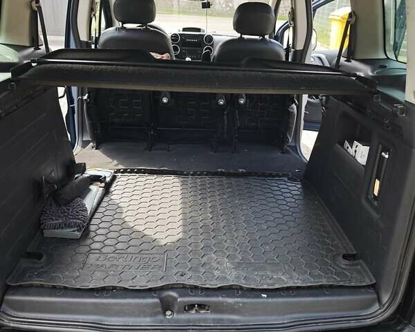 Синій Сітроен Берлінго, об'ємом двигуна 1.56 л та пробігом 280 тис. км за 7000 $, фото 26 на Automoto.ua
