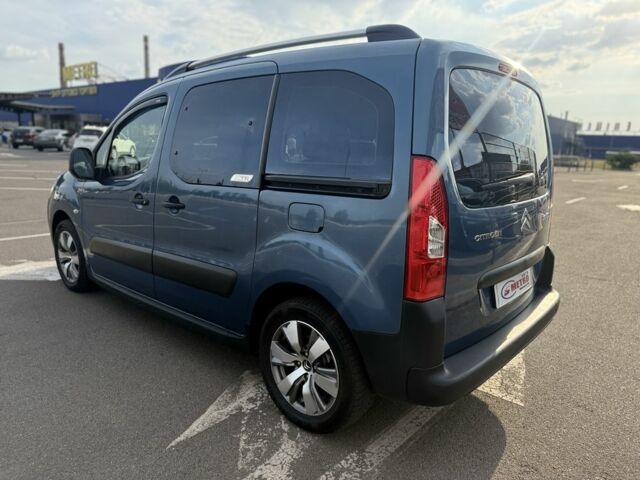 Синий Ситроен Берлинго, объемом двигателя 1.6 л и пробегом 230 тыс. км за 7900 $, фото 4 на Automoto.ua