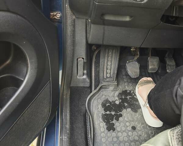 Синій Сітроен Берлінго, об'ємом двигуна 1.56 л та пробігом 280 тис. км за 7000 $, фото 30 на Automoto.ua