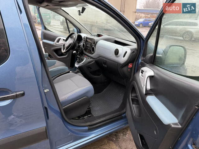 Синий Ситроен Берлинго, объемом двигателя 1.6 л и пробегом 180 тыс. км за 6999 $, фото 18 на Automoto.ua