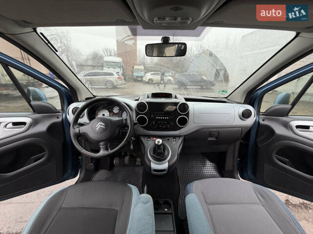 Синий Ситроен Берлинго, объемом двигателя 1.6 л и пробегом 180 тыс. км за 6999 $, фото 20 на Automoto.ua