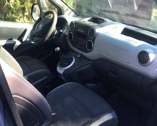 Синій Сітроен Берлінго, об'ємом двигуна 1.6 л та пробігом 202 тис. км за 7500 $, фото 11 на Automoto.ua