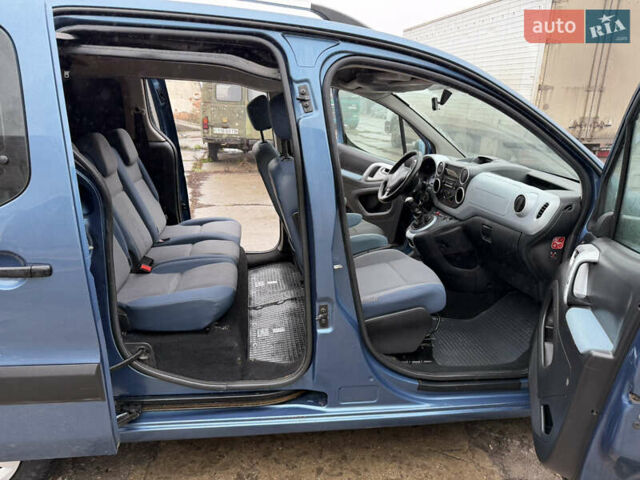 Синий Ситроен Берлинго, объемом двигателя 1.6 л и пробегом 180 тыс. км за 6999 $, фото 19 на Automoto.ua