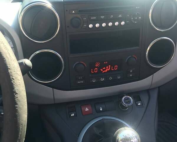 Синій Сітроен Берлінго, об'ємом двигуна 1.6 л та пробігом 202 тис. км за 7500 $, фото 8 на Automoto.ua