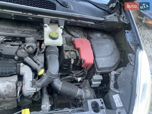 Синий Ситроен Берлинго, объемом двигателя 1.56 л и пробегом 220 тыс. км за 8600 $, фото 2 на Automoto.ua