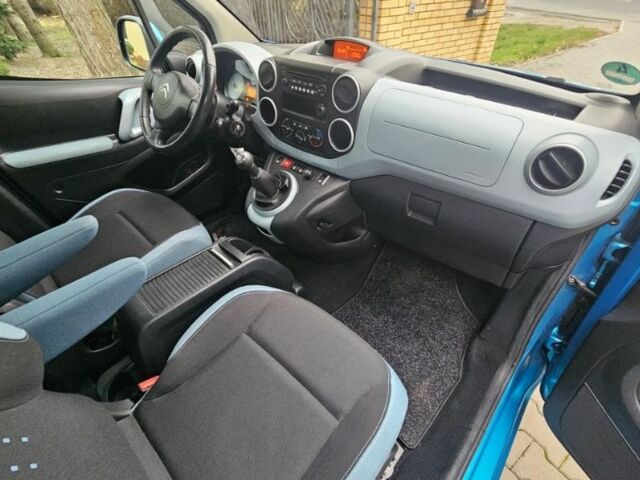 Синий Ситроен Берлинго, объемом двигателя 1.56 л и пробегом 178 тыс. км за 6240 $, фото 8 на Automoto.ua