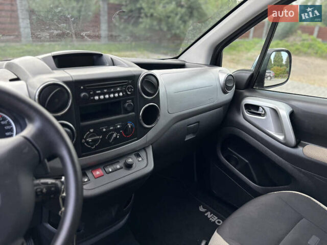 Синій Сітроен Берлінго, об'ємом двигуна 1.6 л та пробігом 126 тис. км за 9300 $, фото 10 на Automoto.ua