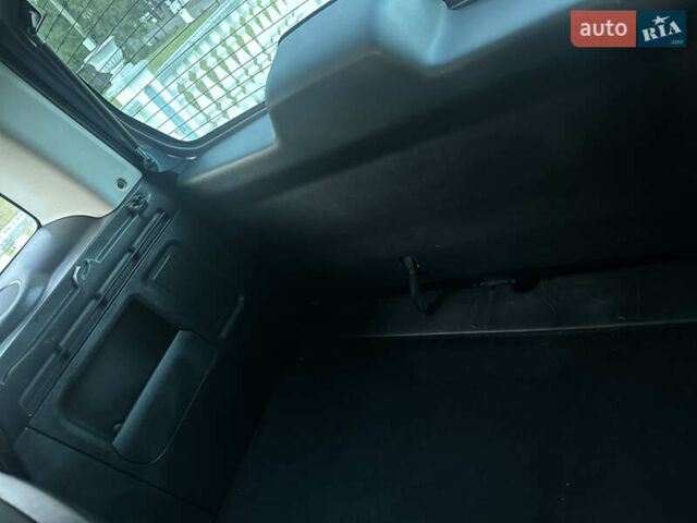 Синій Сітроен Берлінго, об'ємом двигуна 1.6 л та пробігом 283 тис. км за 9555 $, фото 22 на Automoto.ua