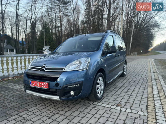 Синій Сітроен Берлінго, об'ємом двигуна 1.6 л та пробігом 283 тис. км за 9555 $, фото 17 на Automoto.ua