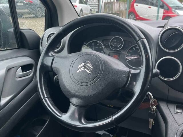 Синий Ситроен Берлинго, объемом двигателя 1.6 л и пробегом 197 тыс. км за 10999 $, фото 16 на Automoto.ua