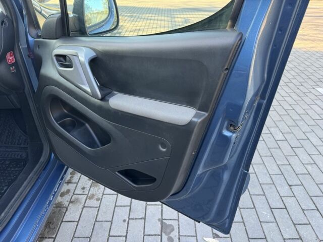 Синий Ситроен Берлинго, объемом двигателя 1.6 л и пробегом 189 тыс. км за 9450 $, фото 14 на Automoto.ua