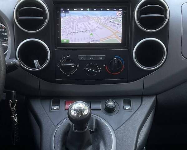 Синий Ситроен Берлинго, объемом двигателя 1.56 л и пробегом 96 тыс. км за 12699 $, фото 11 на Automoto.ua