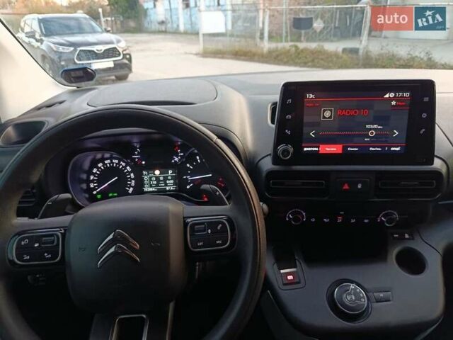 Синий Ситроен Берлинго, объемом двигателя 1.5 л и пробегом 192 тыс. км за 16350 $, фото 66 на Automoto.ua