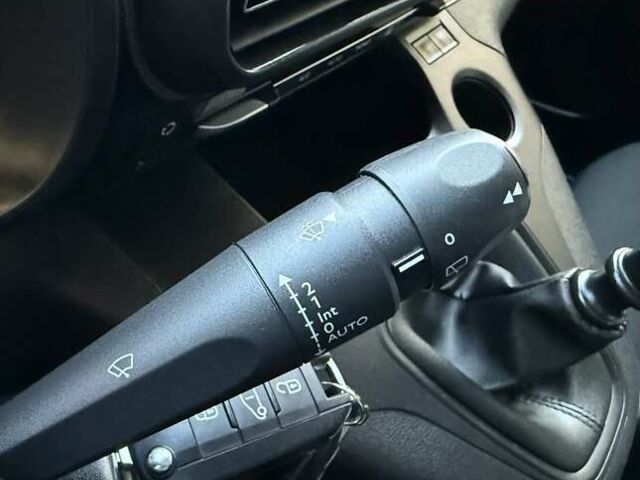 Синій Сітроен Берлінго, об'ємом двигуна 1.5 л та пробігом 143 тис. км за 19750 $, фото 93 на Automoto.ua