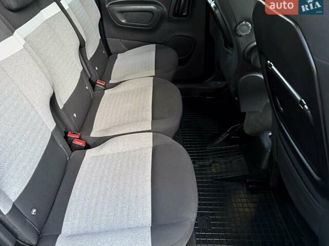 Синій Сітроен Берлінго, об'ємом двигуна 1.5 л та пробігом 143 тис. км за 19750 $, фото 130 на Automoto.ua