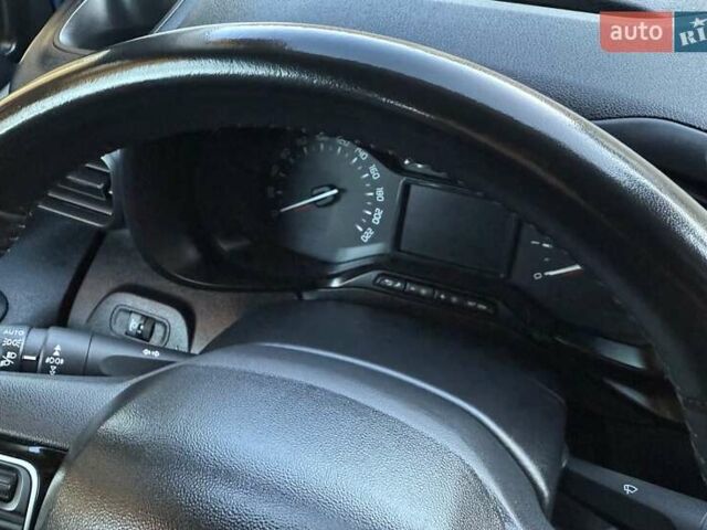 Синій Сітроен Берлінго, об'ємом двигуна 1.5 л та пробігом 143 тис. км за 19750 $, фото 92 на Automoto.ua