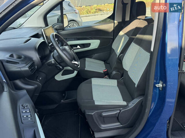 Синий Ситроен Берлинго, объемом двигателя 0 л и пробегом 43 тыс. км за 16500 $, фото 36 на Automoto.ua