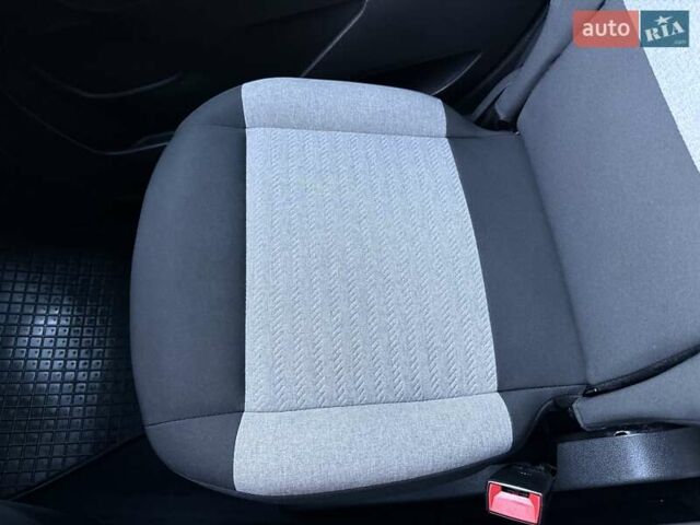 Синій Сітроен Берлінго, об'ємом двигуна 1.5 л та пробігом 143 тис. км за 19750 $, фото 101 на Automoto.ua