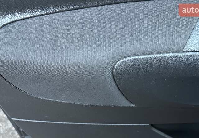 Синій Сітроен Берлінго, об'ємом двигуна 1.5 л та пробігом 143 тис. км за 19750 $, фото 78 на Automoto.ua