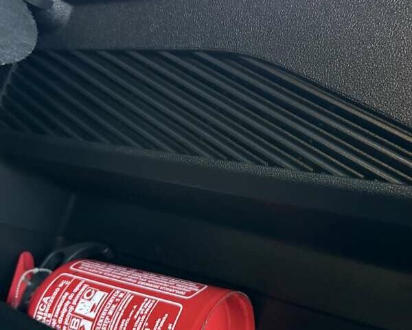 Синій Сітроен Берлінго, об'ємом двигуна 1.5 л та пробігом 143 тис. км за 19750 $, фото 127 на Automoto.ua