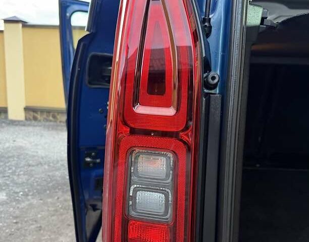 Синій Сітроен Берлінго, об'ємом двигуна 1.5 л та пробігом 143 тис. км за 19750 $, фото 62 на Automoto.ua