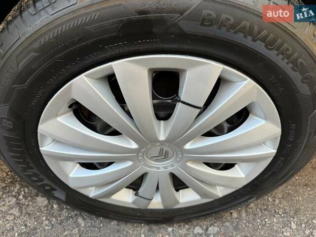 Синій Сітроен Берлінго, об'ємом двигуна 1.5 л та пробігом 143 тис. км за 19750 $, фото 41 на Automoto.ua