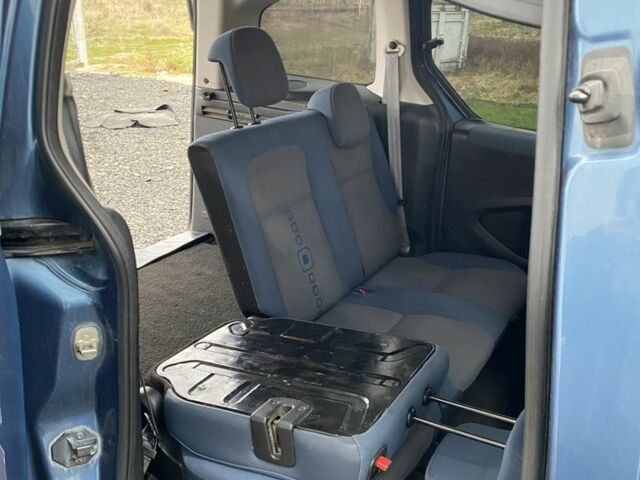 Синий Ситроен Берлинго, объемом двигателя 1.6 л и пробегом 311 тыс. км за 4500 $, фото 7 на Automoto.ua