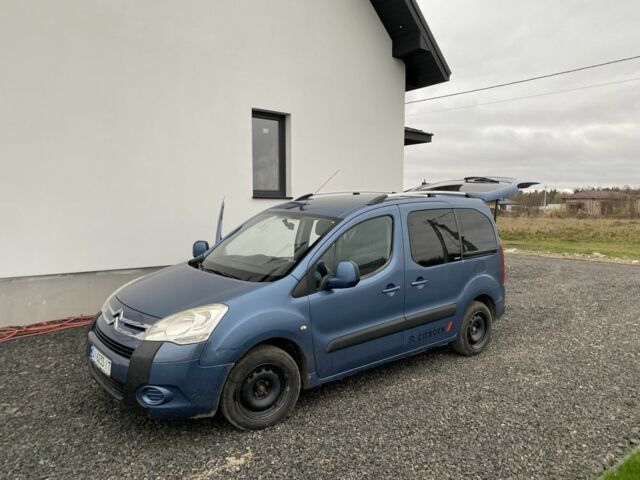 Синий Ситроен Берлинго, объемом двигателя 1.6 л и пробегом 311 тыс. км за 4500 $, фото 1 на Automoto.ua