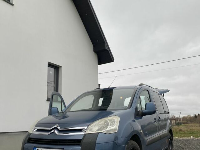 Синий Ситроен Берлинго, объемом двигателя 1.6 л и пробегом 311 тыс. км за 4500 $, фото 2 на Automoto.ua